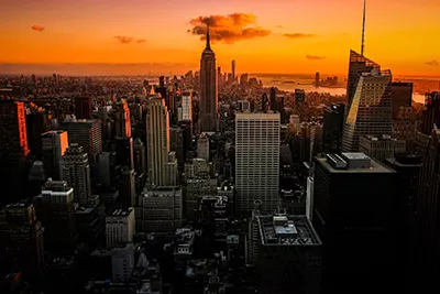 New York, USA’s vibrant metropolis known for Times Square and the Statue of Liberty.