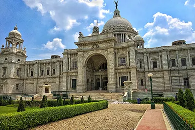 Kolkata, India’s cultural capital known for heritage, art, and colonial charm.